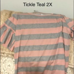 Ruffle sleeve blouse